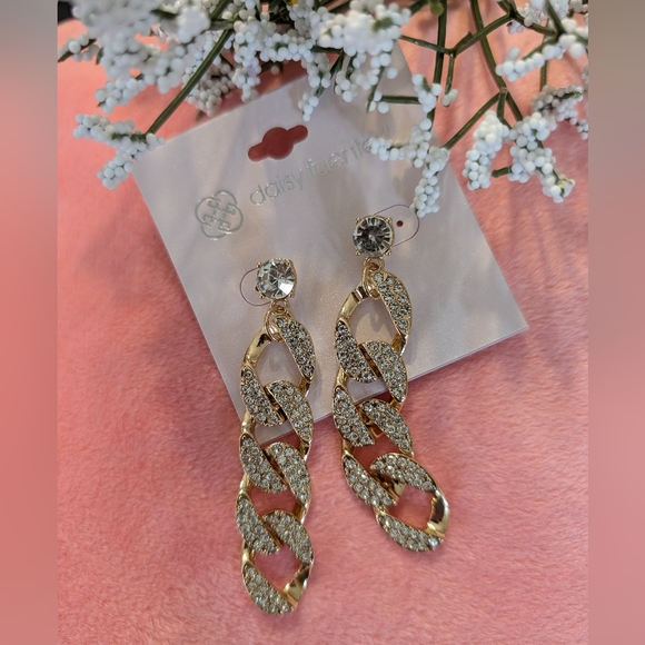 Daisy Fuentes Gold Tone Rhinestone Sparkly Statement Earrings NWT - Picture 7 of 10